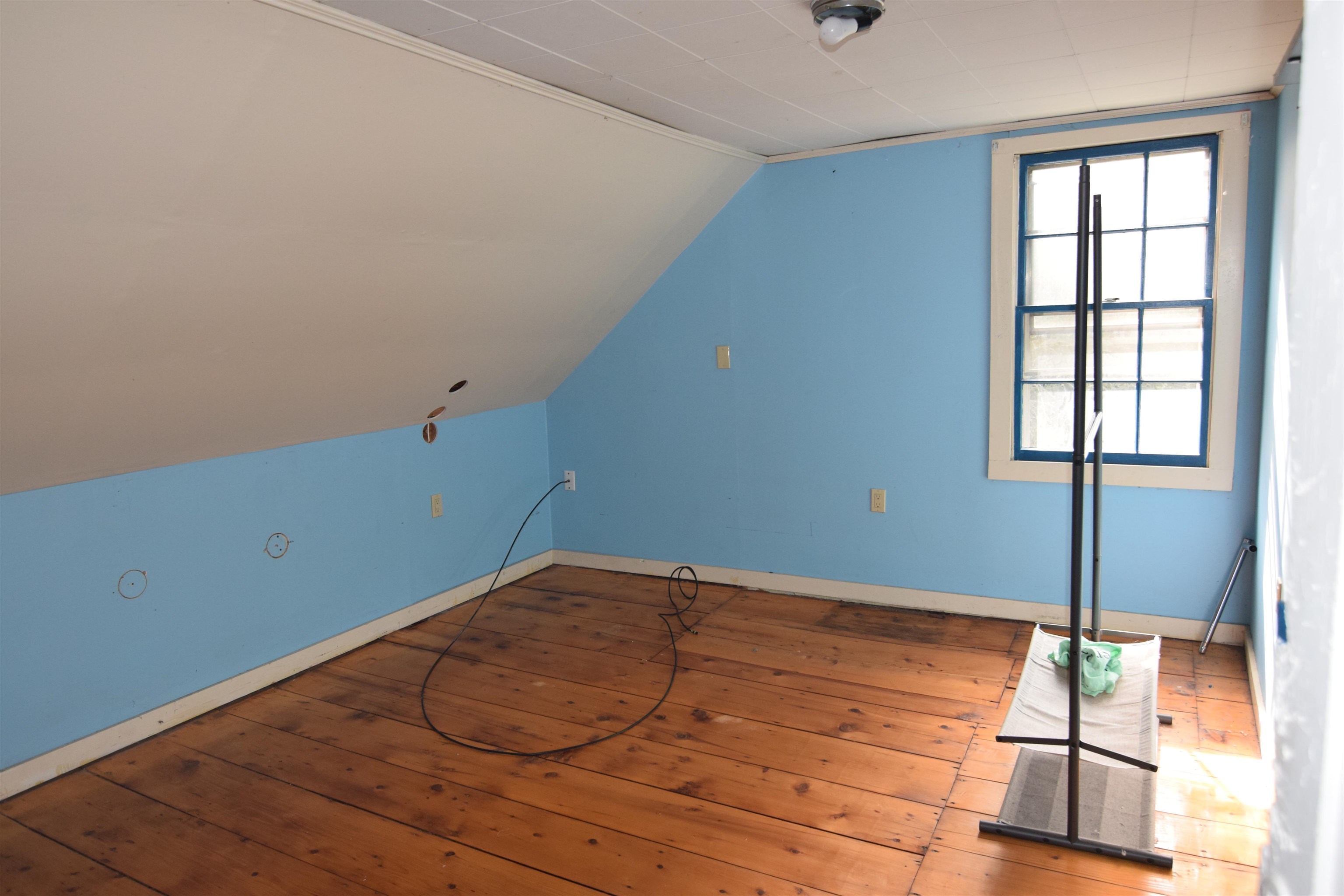 295 East Mountain Road Newport, NH 03773 - Photo 8 of 10