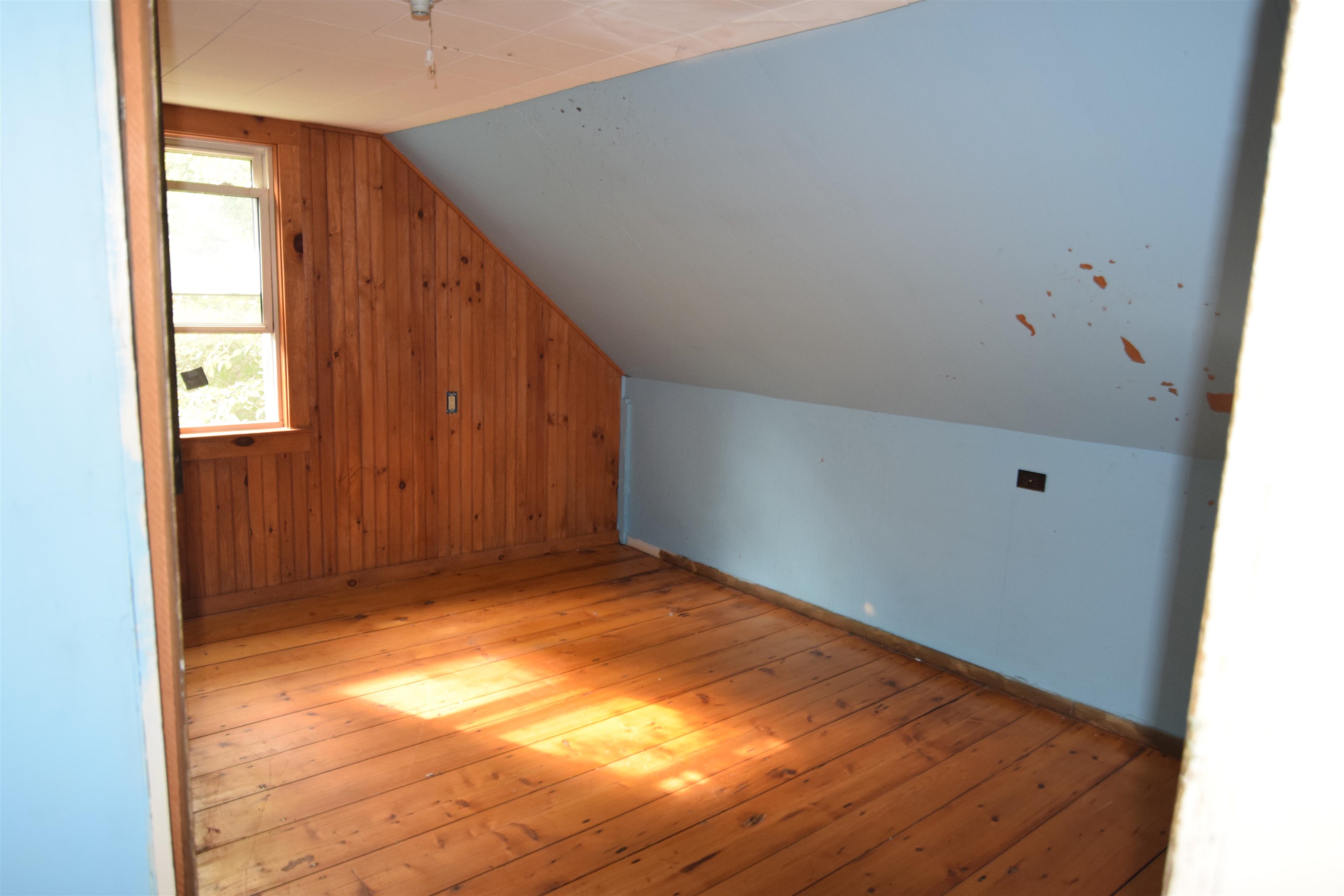 295 East Mountain Road Newport, NH 03773 - Photo 9 of 10