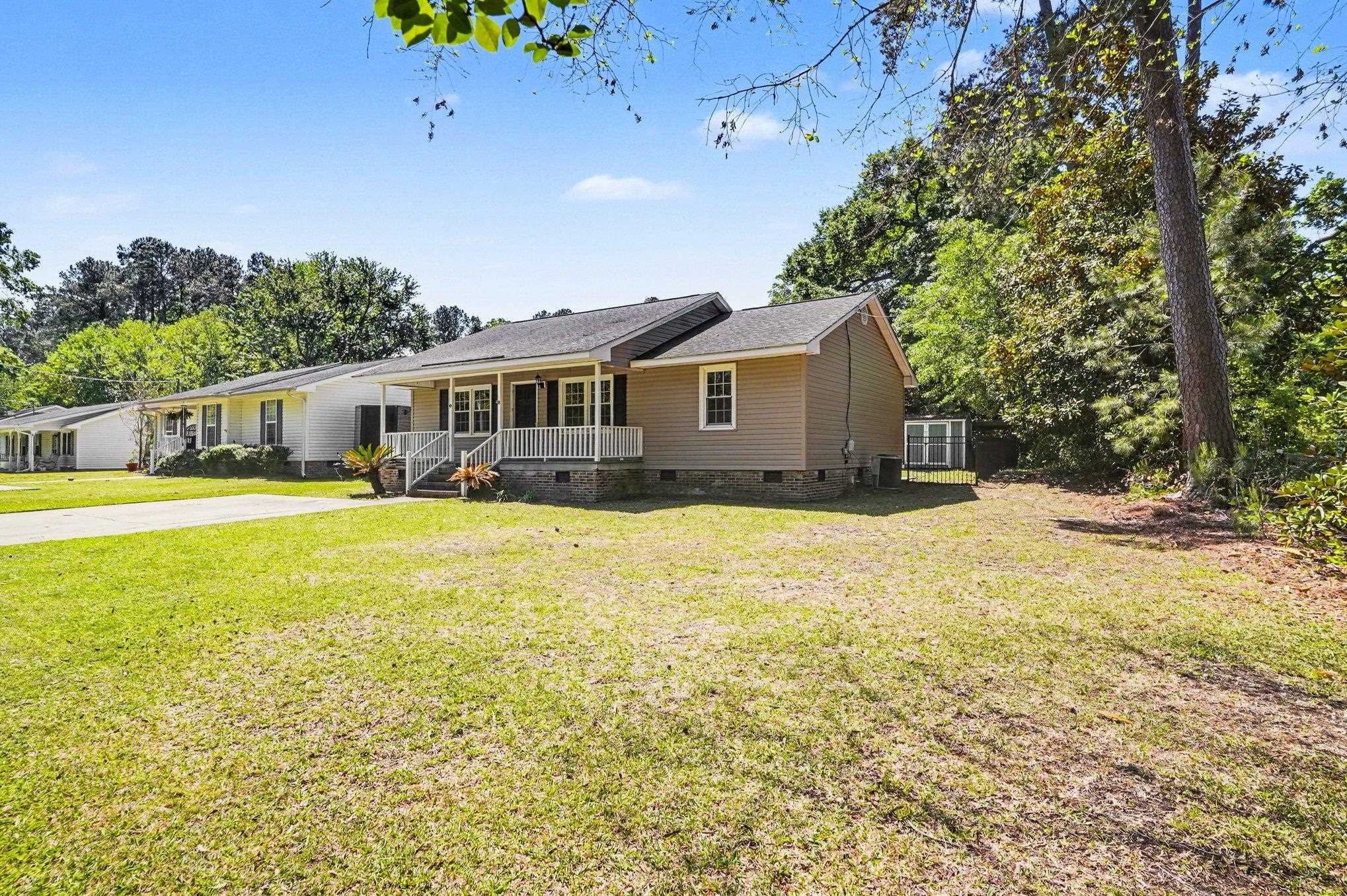 1305 Barker Street Conway, SC 29526 - Photo 3 of 27