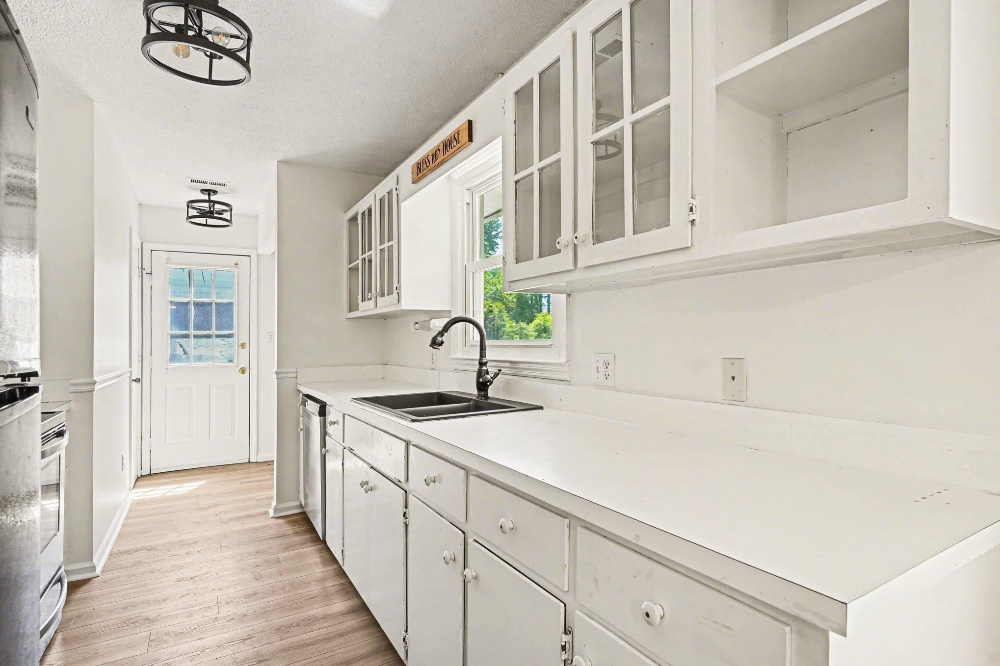 1305 Barker Street Conway, SC 29526 - Photo 10 of 27