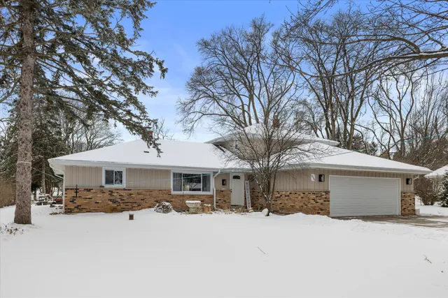 $569,900 | 12135 West Luther Avenue, Hales Corners, WI 53130