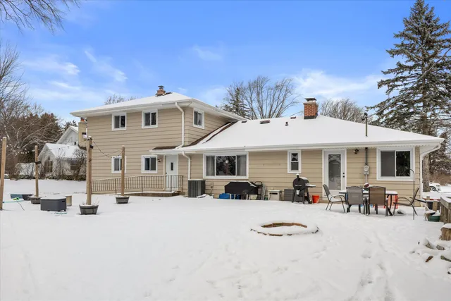 $569,900 | 12135 West Luther Avenue, Hales Corners, WI 53130