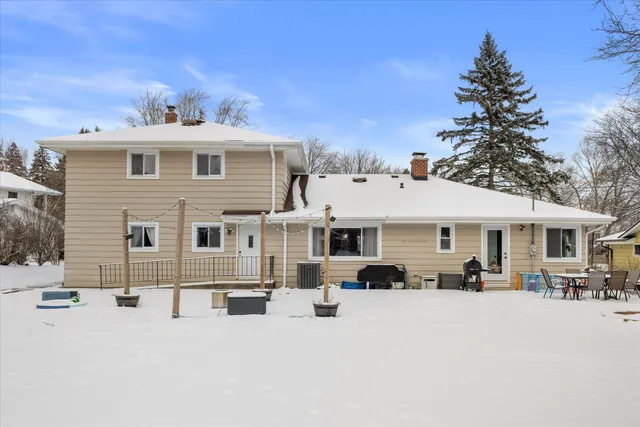 $569,900 | 12135 West Luther Avenue, Hales Corners, WI 53130