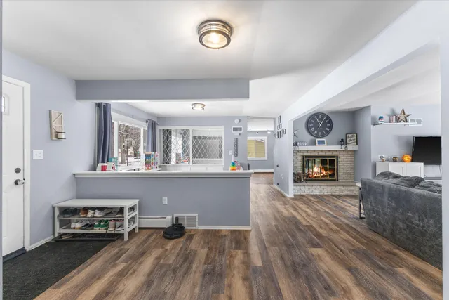 $569,900 | 12135 West Luther Avenue, Hales Corners, WI 53130