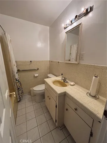 $715,000 | 14118 South Zamora Avenue, Compton, CA 90222