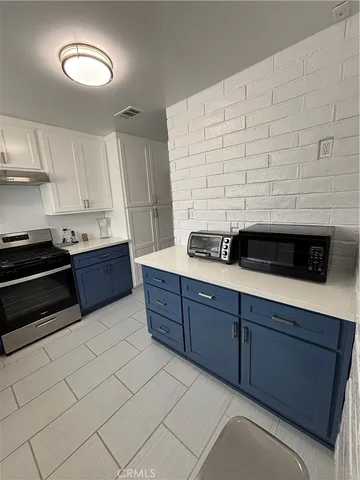 $715,000 | 14118 South Zamora Avenue, Compton, CA 90222