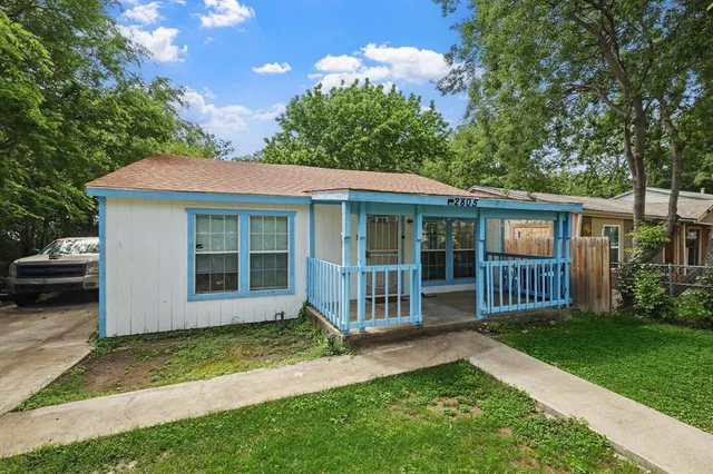 $199,000 | 2805 Hale Avenue, Fort Worth, TX 76106