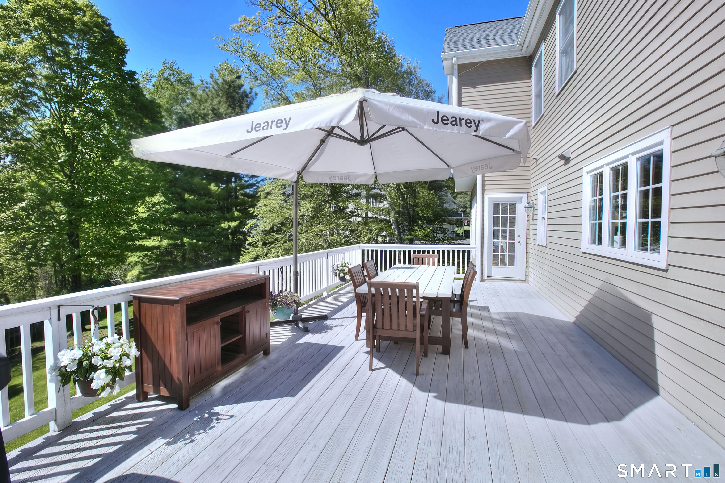 118 Nursery Road Ridgefield, CT 06877 - Photo 17 of 40