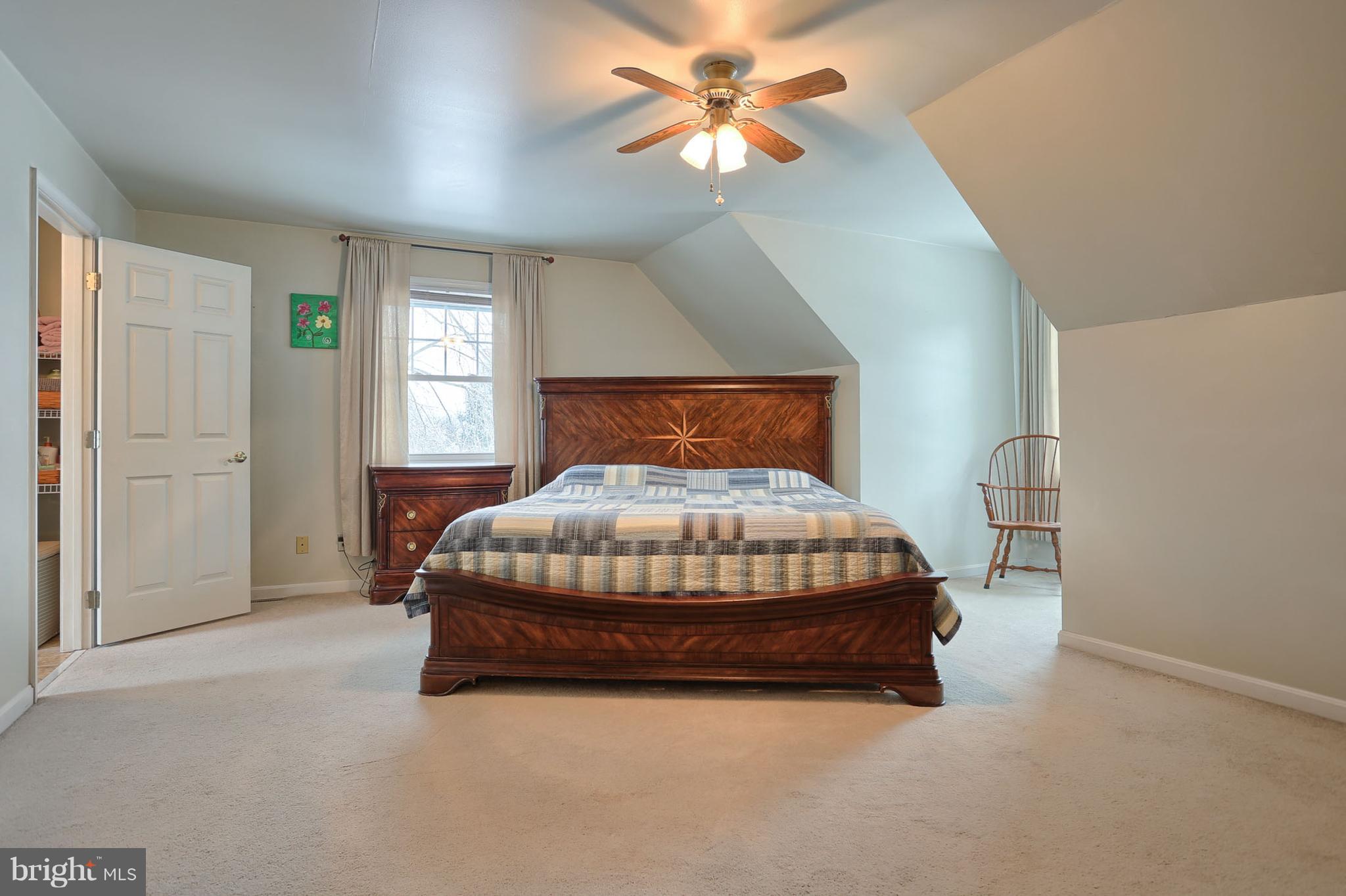 661 East Derry Road Hershey, PA 17033 - Photo 11 of 28 Master bedroom suite with walk in closet & bath