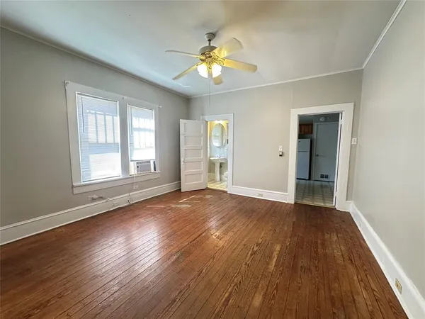 $695 | 926 Elmwood Street, Unit 928, Shreveport, LA 71104