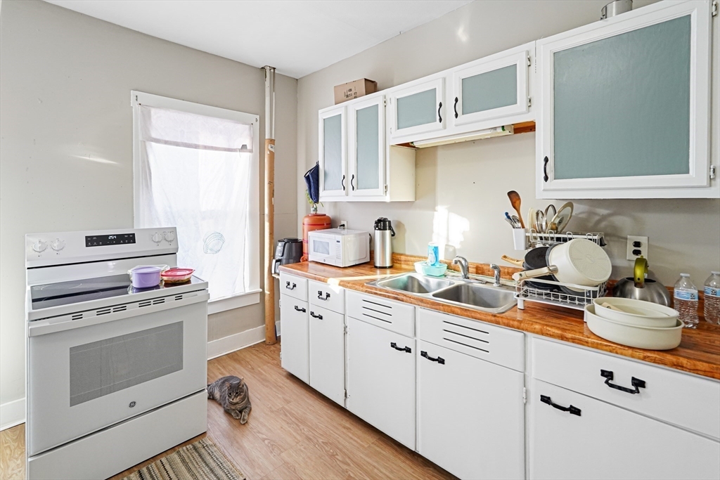 71 Main Street Pepperell, MA 01463 - Photo 8 of 17