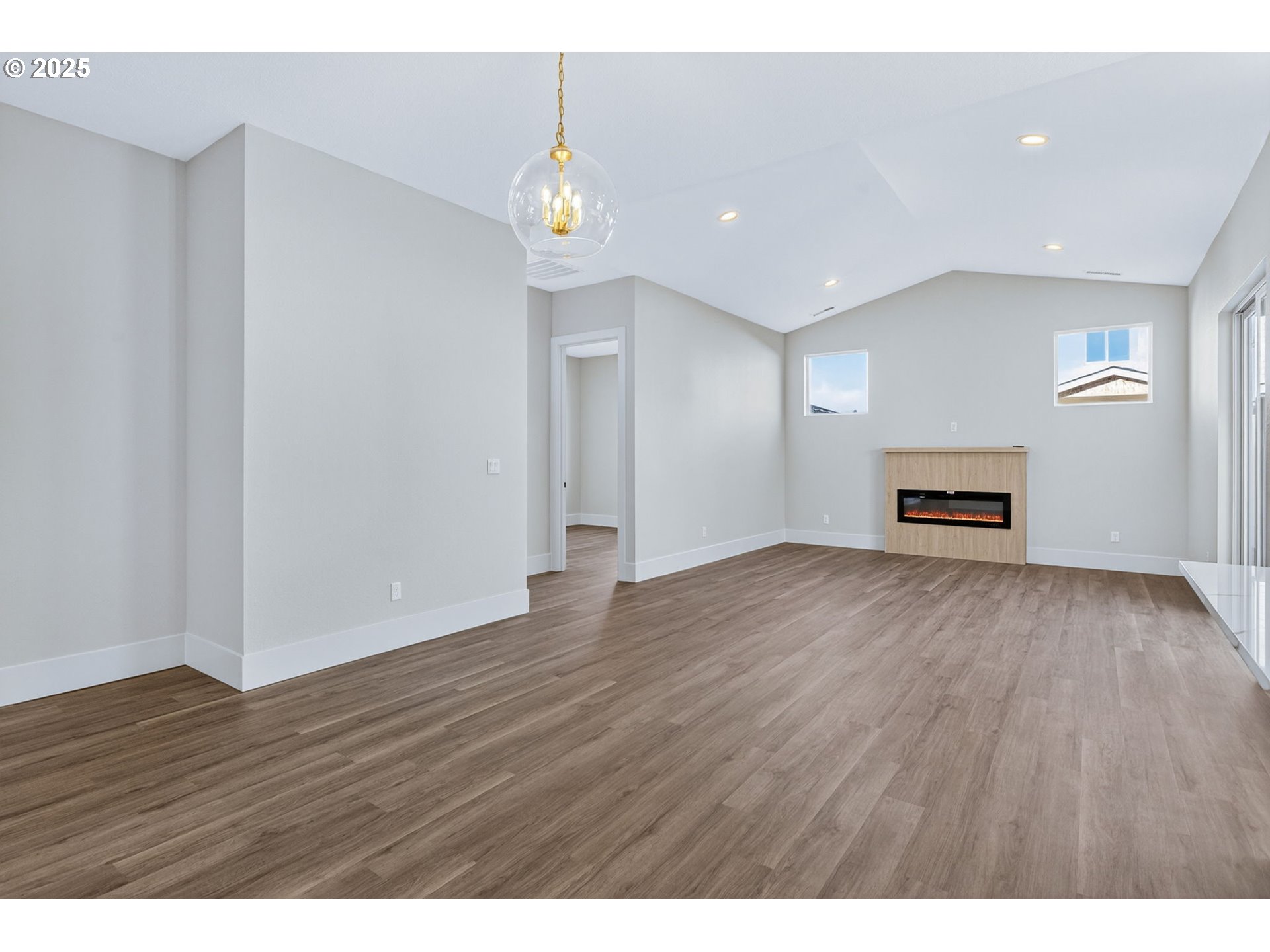 736 Southeast 35th Street Battle Ground, WA 98604 - Photo 11 of 34