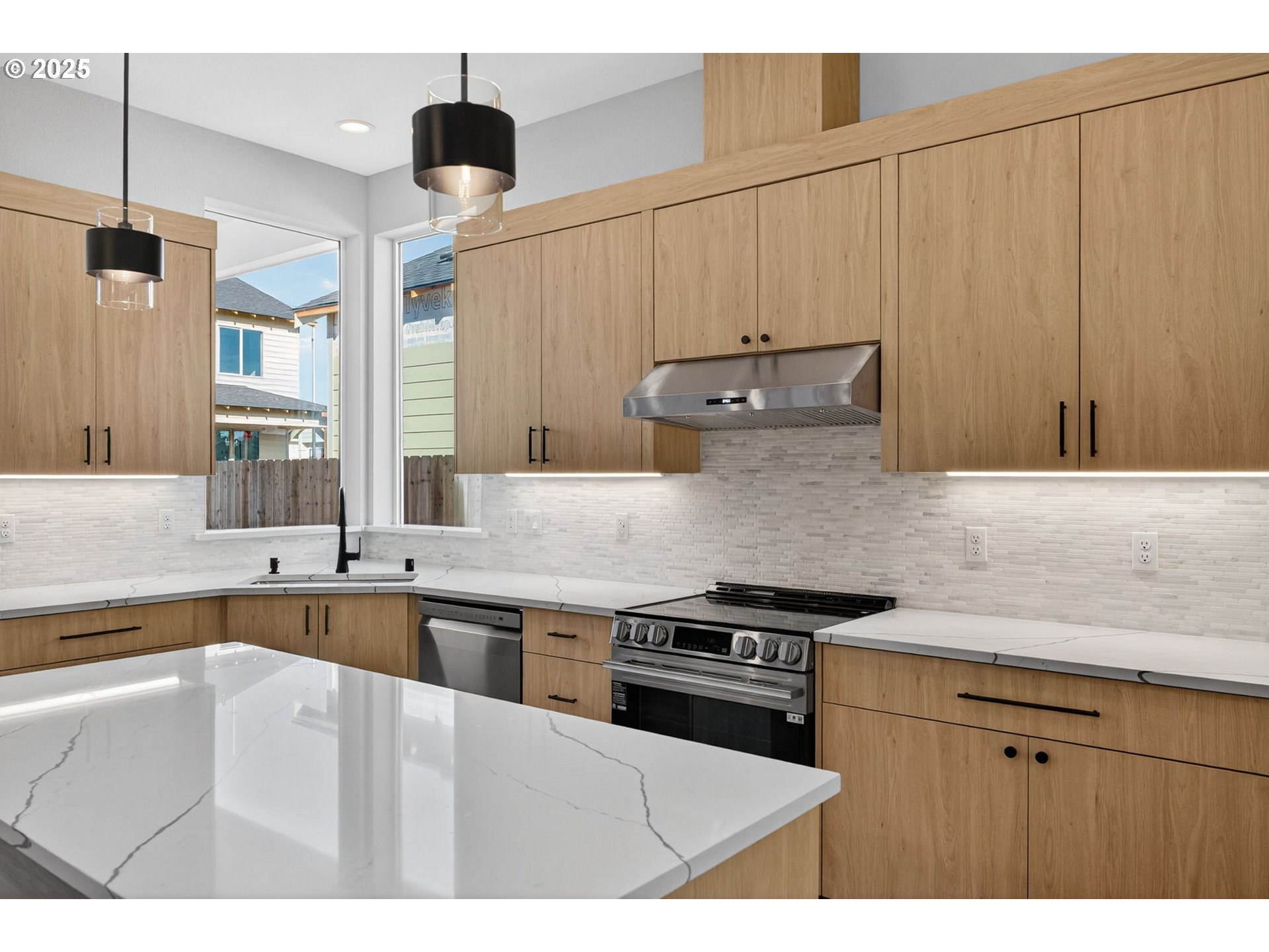 736 Southeast 35th Street Battle Ground, WA 98604 - Photo 6 of 34