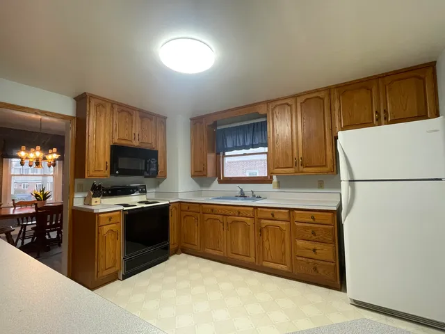 $386,900 | 526 Pinetree Road, Kohler, WI 53044