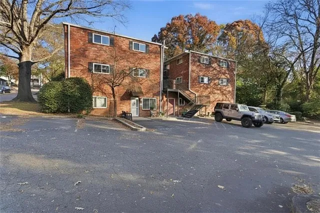 $1,900 | 343 8th Street Northeast, Unit T1, Atlanta, GA 30309