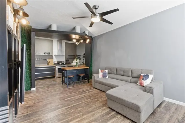 $1,900 | 343 8th Street Northeast, Unit T1, Atlanta, GA 30309