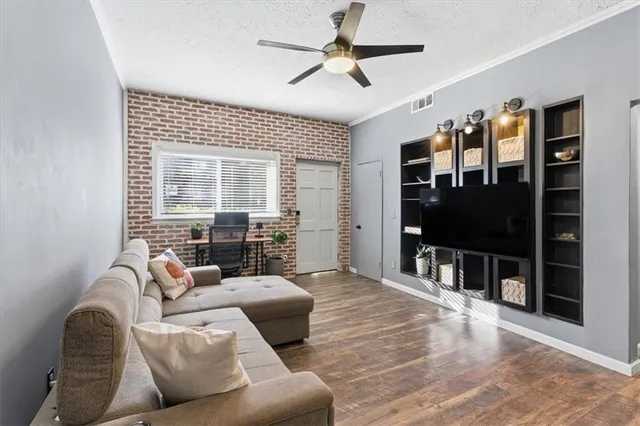 $1,900 | 343 8th Street Northeast, Unit T1, Atlanta, GA 30309