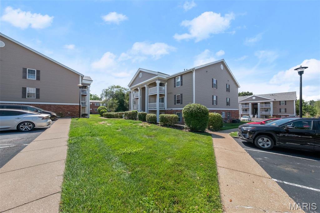 12114 Natural Bridge Road, Unit F Bridgeton, MO 63044 - Photo 22 of 24 Gallery Image 22