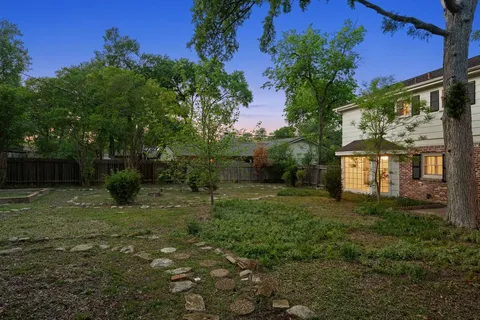 $875,000 | 4101 Far W Boulevard, Austin, TX 78731
