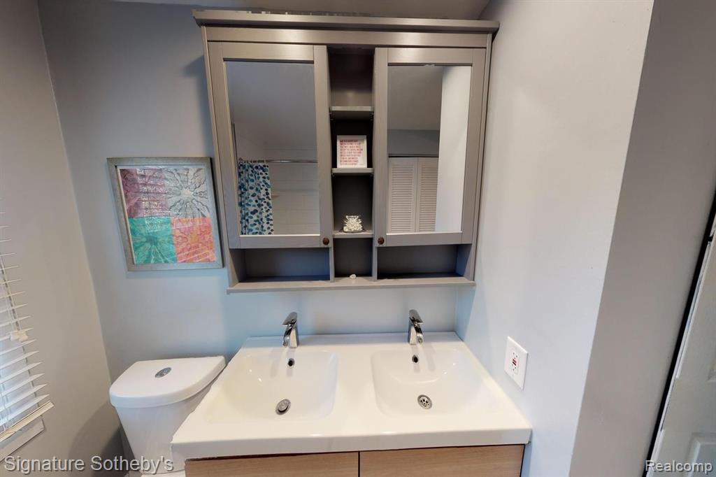 31488 Old Cannon Road Beverly Hills, MI 48025 - Photo 15 of 35