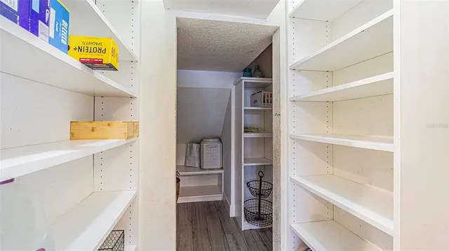 $610,000 | 2807 Windcrest Oaks Court, Valrico, FL 33594