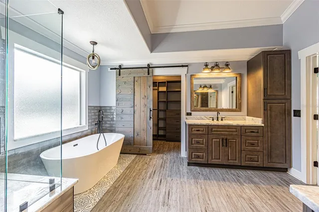 $610,000 | 2807 Windcrest Oaks Court, Valrico, FL 33594