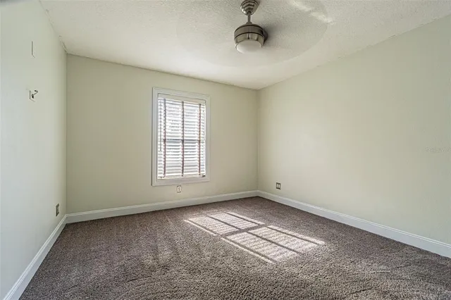 $610,000 | 2807 Windcrest Oaks Court, Valrico, FL 33594