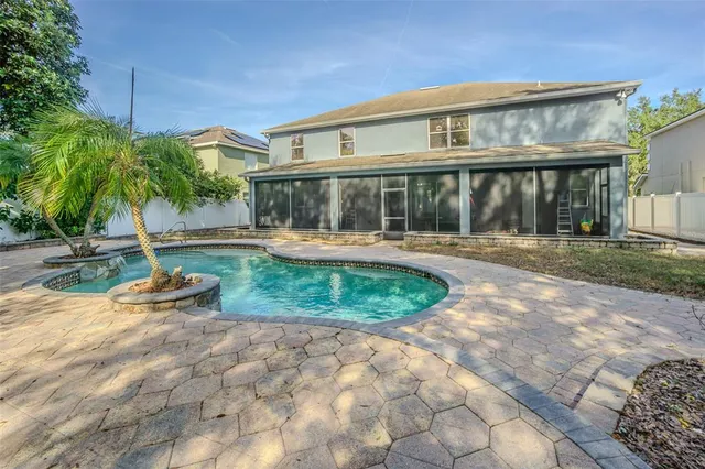 $610,000 | 2807 Windcrest Oaks Court, Valrico, FL 33594