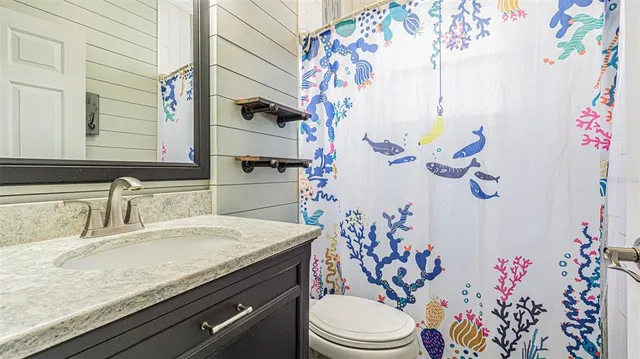 $610,000 | 2807 Windcrest Oaks Court, Valrico, FL 33594