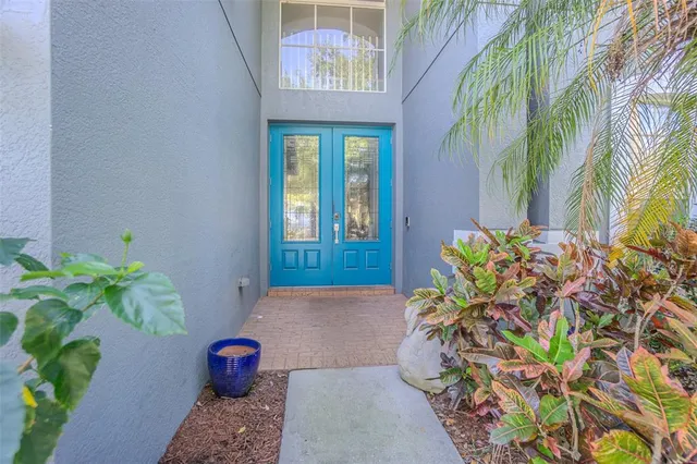 $610,000 | 2807 Windcrest Oaks Court, Valrico, FL 33594