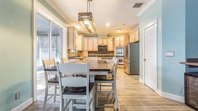 $610,000 | 2807 Windcrest Oaks Court, Valrico, FL 33594