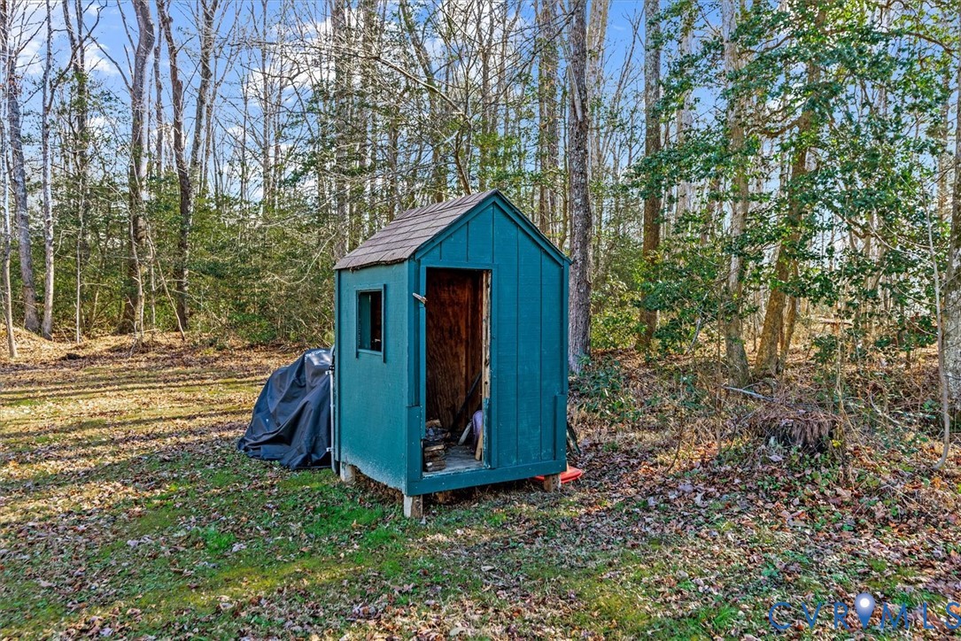 432 Gardys Lane Callao, VA 22435 - Photo 35 of 38