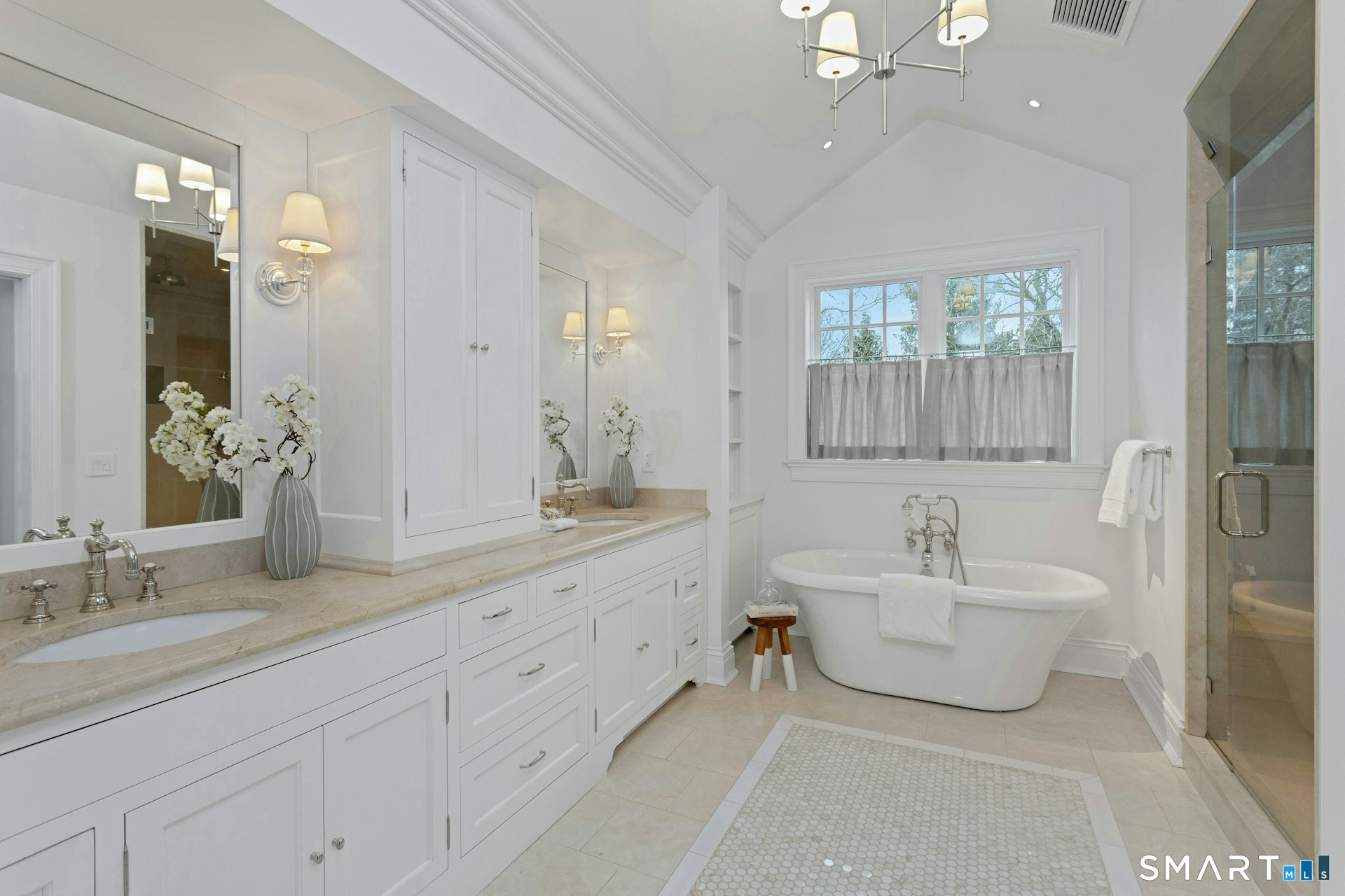 80 Compo Road North Westport, CT 06880 - Photo 21 of 40 a spacious bathroom with a double vanity sink mirror and bathtub