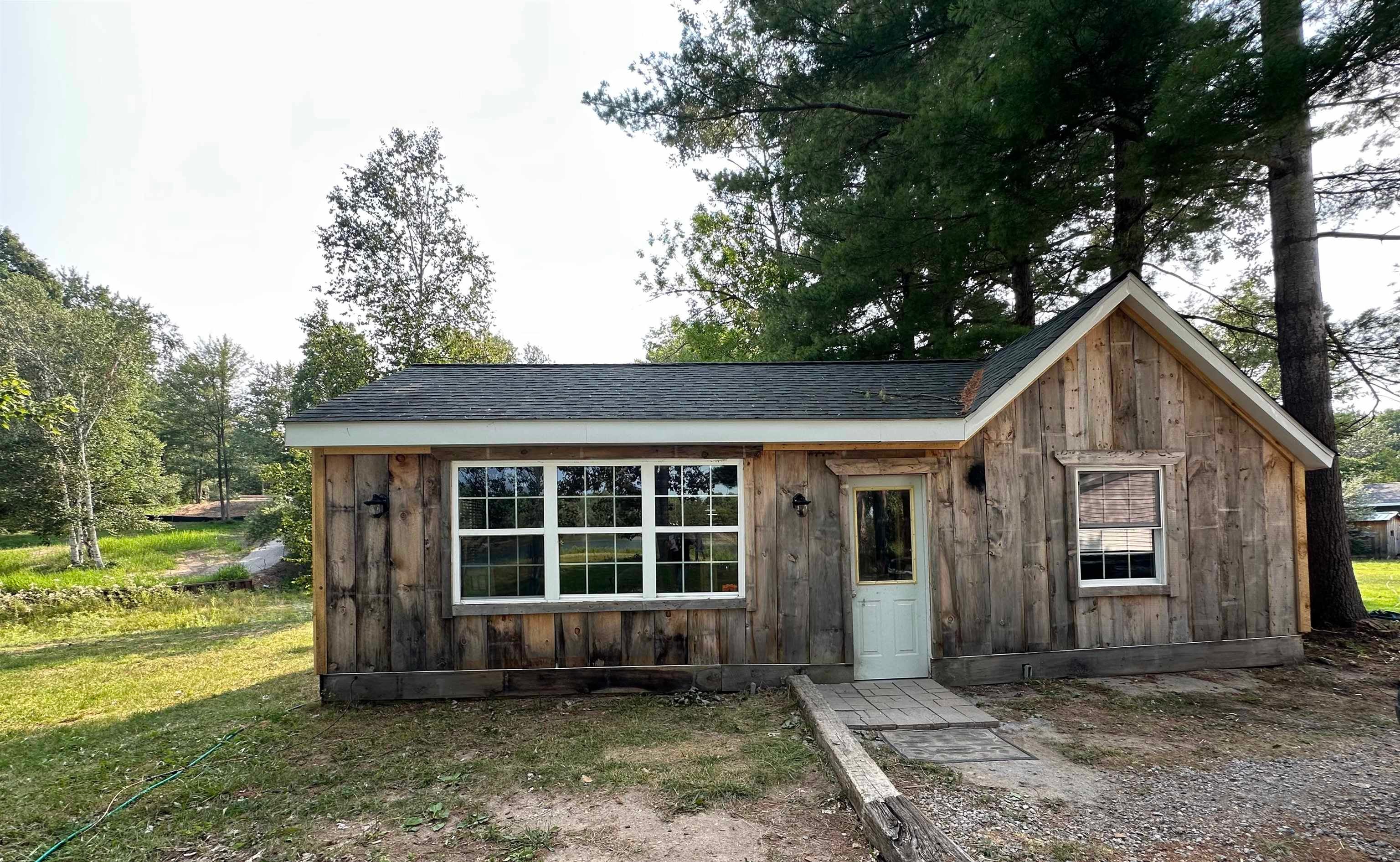 504 Hilo Road Gladwin, MI 48624 - Photo 1 of 52 Gallery Image 1
