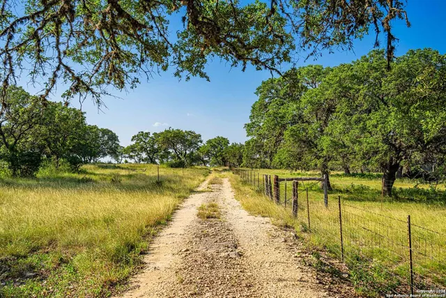 $8,750,000 | 38 Seewald Road, Boerne, TX 78006