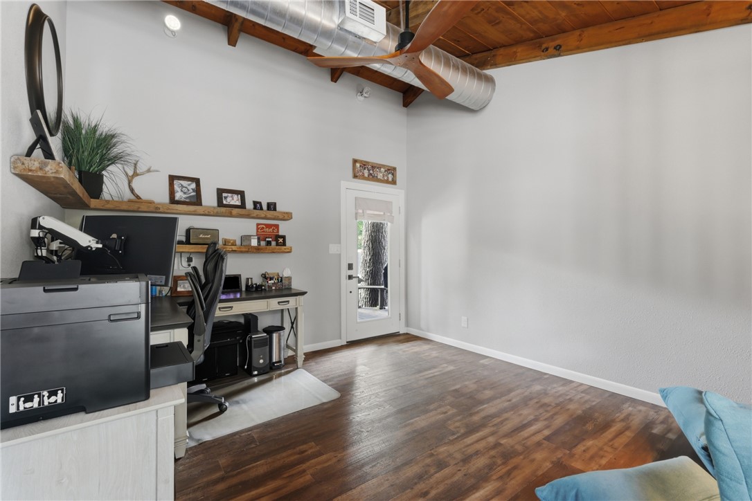 11436 Riley Green Road Franklin, TX 77856 - Photo 29 of 43 Bunk house office 2nd room