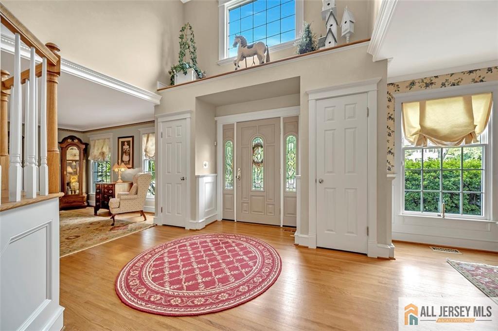 35 Parkview Road Cranbury, NJ 08512 - Photo 7 of 49 Gallery Image 7