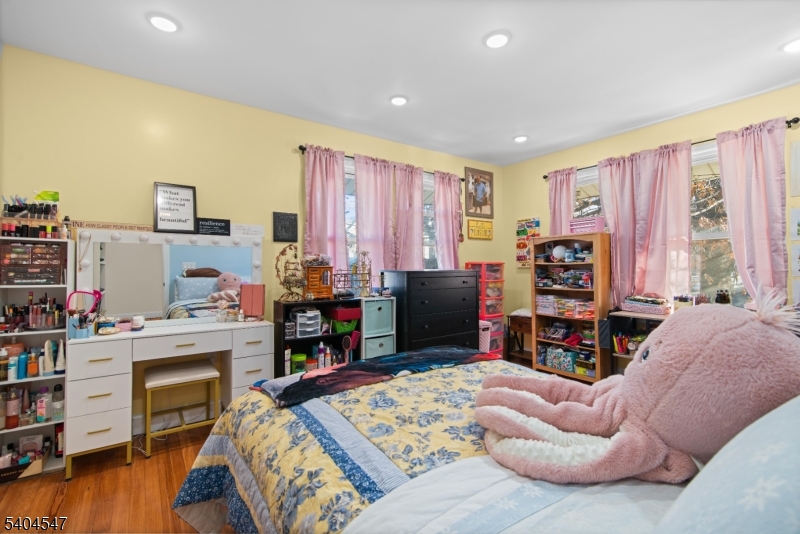 53 Park Street Ridgefield Park, NJ 07660 - Photo 13 of 21