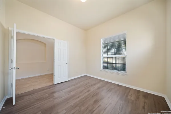 $2,500 | 2122 Pecan, New Braunfels, TX 78130