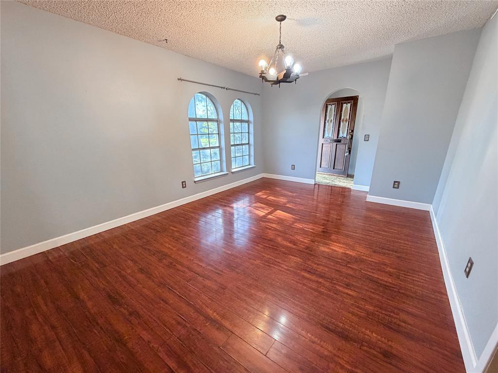 1118 Bryant Street Benbrook, TX 76126 - Photo 6 of 19