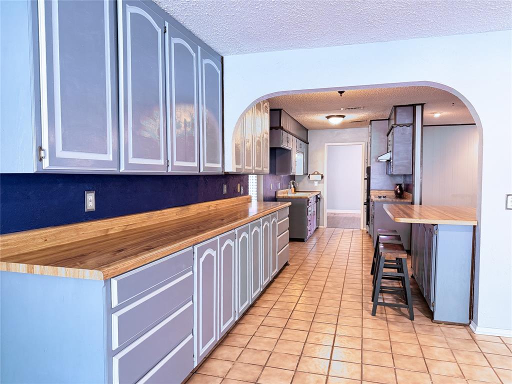 1118 Bryant Street Benbrook, TX 76126 - Photo 8 of 19
