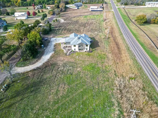 $995,000 | 20840 Golden Road, Linwood, KS 66052