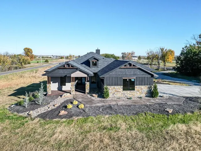 $995,000 | 20840 Golden Road, Linwood, KS 66052