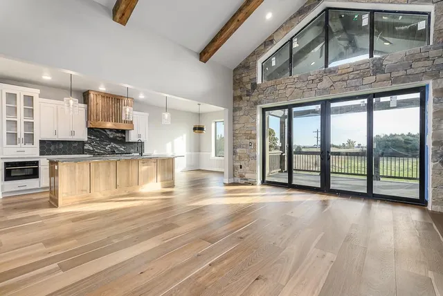 $995,000 | 20840 Golden Road, Linwood, KS 66052