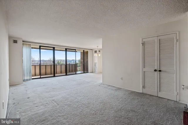 $249,900 | 250 South Reynolds Street, Unit 411, Alexandria, VA 22304