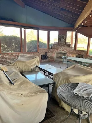 $320,000 | 106 Brookview Road, Pittsburg, KS 66762