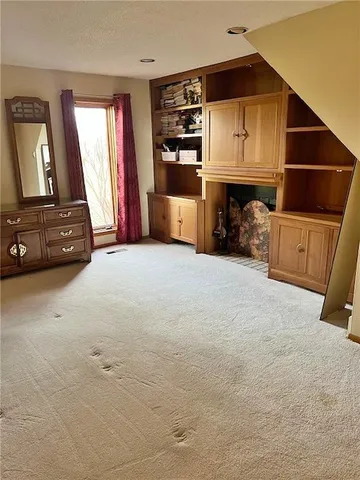 $320,000 | 106 Brookview Road, Pittsburg, KS 66762