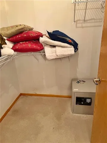 $320,000 | 106 Brookview Road, Pittsburg, KS 66762