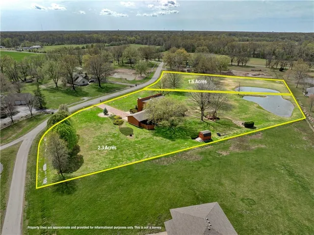 $320,000 | 106 Brookview Road, Pittsburg, KS 66762