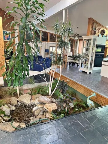 $320,000 | 106 Brookview Road, Pittsburg, KS 66762